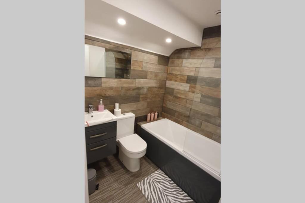 Stamford Guest House ภายนอก รูปภาพ